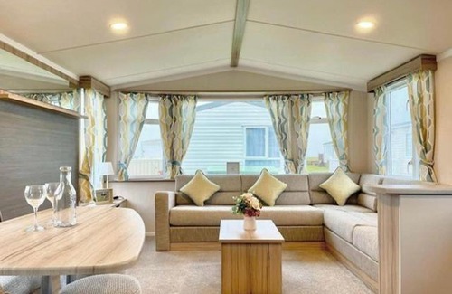 Morecambe Resort | Luxury 3 bed static caravan hire