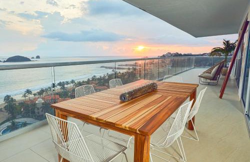 Ixtapa Apartment | Luxury 3bdr Beachfront Condo, Peninsula Ixtapa