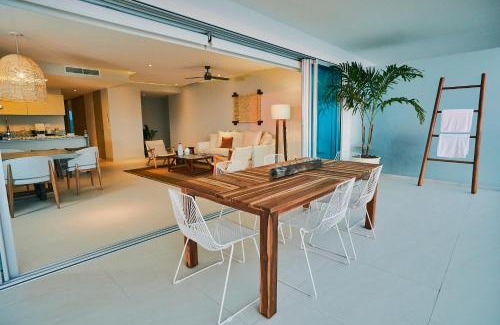 Ixtapa Apartment | Luxury 3bdr Beachfront Condo, Peninsula Ixtapa