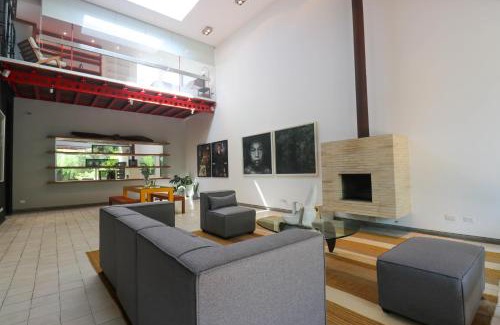 Miraflores Apartment | Luxury 3BR House with Terrace in Miraflores
