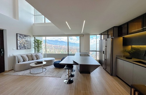 Buenos Aires Apartment | Luxury 3BR Penthouse with amazing Views located in El Poblado, Medellín.