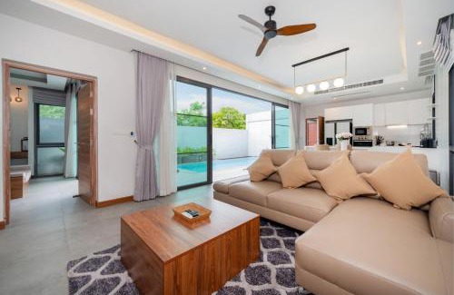 Choeng Thale Villa | Luxury 3BR Pool Villa Relaxation in BangTao Laguna