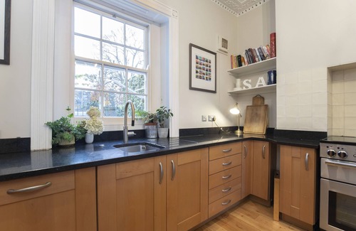 Montpellier House | Luxury 4-Bed Regency Townhouse Overlooking Montpel