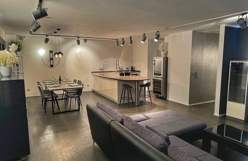 Gemarkung Barmen Apartment | Luxury 4 room apartment with balcony