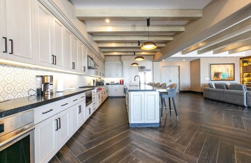 Paraiso Escondido House | Luxury 5 Bed Home Private Pool - Quivira Golf Club