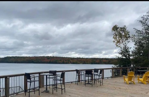 Manitoulin District House | Luxury 5 bedroom cottage on 8 acres of privacy!