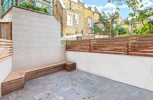 Chelsea Riverside House | Luxury 5 Bedroom Townhouse with private Patio in Chelsea