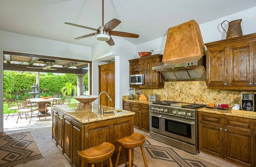 San Jose del Cabo Villa | Luxury 5 BR Ocean View Casa de las Risas w/Pool & Free Wifi!