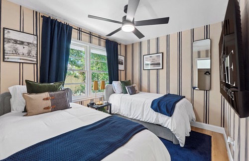 Augusta Other | Luxury 6 bedroom compound 5 min from Masters, Putting, Hot Tubs, Fire Pits, EVs