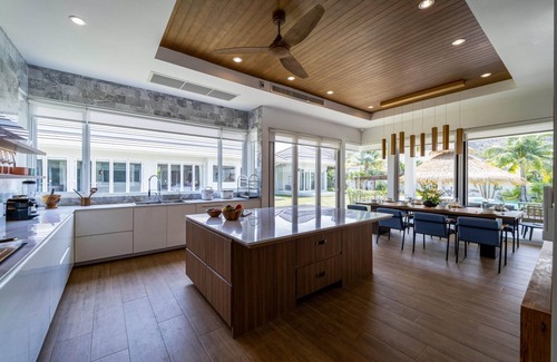 Hua Hin Villa | Luxury 7 Bedroom Pool Villa (WL67)