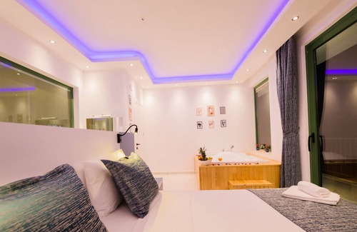 Sarıbelen Villa | Luxury accommodation set in traditional mountain village with spectacular views.