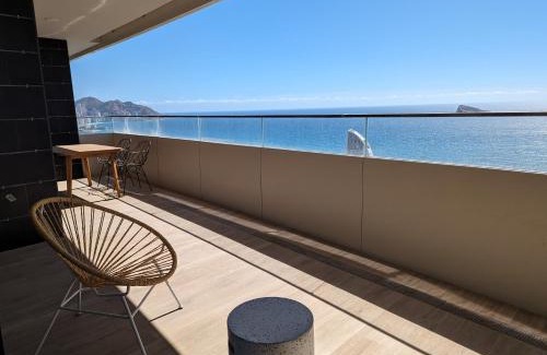 Cala Apartment | Luxury Apartment - Benidorm Beach - Sea Views, Pool & Terrace