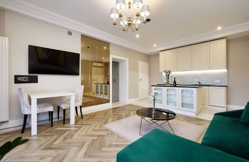 Czestochowa Apartment | Luxury Apartment DeLux in the Center of Częstochowa