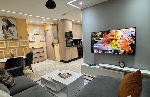 Agdal Apartment | Luxury apartment free netflix and garage