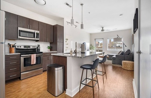 University District Apartment | Luxury Apartment in Grandview