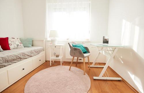Velika Gorica Apartment | Luxury apartment MIRA near Airport Zagreb
