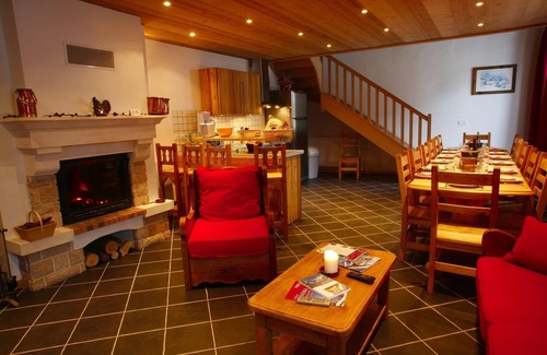 Valloire Apartment | Luxury apartment, ski in ski out for 15 people. Valloire Center