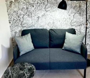 Pozzuoli Apartment | Luxury Apartment with balcony garden view