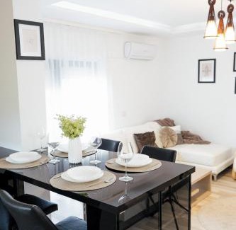 Timisoara Apartment | Luxury Apartment with Private Parking