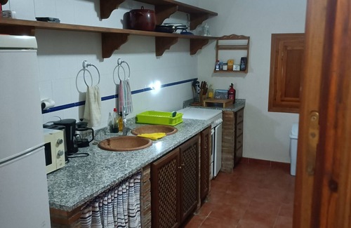 Bacor House | Luxury Basecamp in the epicenter of Geoparque de Granada.accomodates up to 12.n