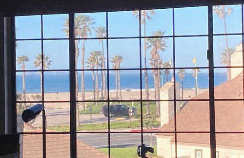 Port Hueneme Condo | Luxury Beach Views for a Discount Rate!