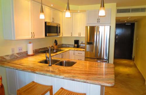 Red Hook Apartment | Luxury Beachfront Duplex Villa on Sapphire Beach IV