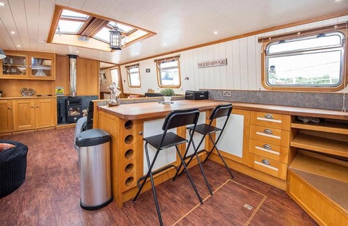 Paddington Other | Luxury boats and moorings North Warf Road