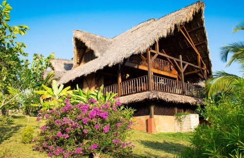 Ambondrona Villa | Luxury, calm and authenticity just a few steps from a magnificent beach