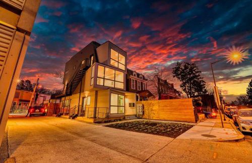 16th Street Heights Apartment | Luxury City Centered Oasis