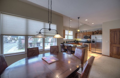 Frisco Condo | Luxury Condo 1 Block from Main St and Free Ski Shuttle