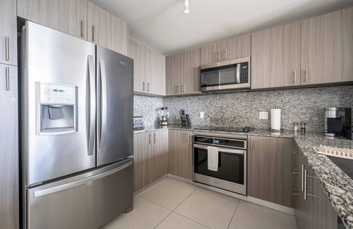 Doral Condo | Luxury Condo - 2B/2B with Amazing Skyline View