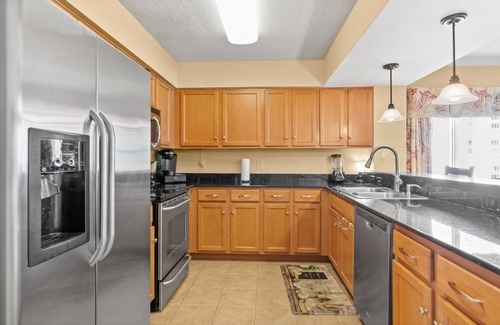 Crescent Beach Condo | Luxury condo, across the street from the beach + Free Attraction Tickets!