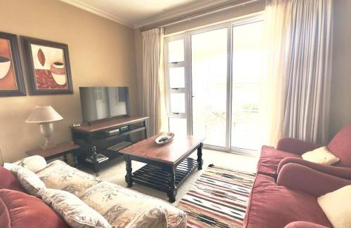 Pinnacle Point Villa | Luxury Couple's Villa 20-4