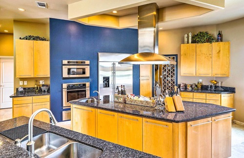 Amistad National Recreational Area House | Luxury Del Rio Home w/Pool & Lake Views!