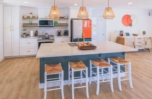 Joshua Tree Highlands House | Luxury Desert Gem~HotTub~GameRoom~360 Views~5 Min to Park