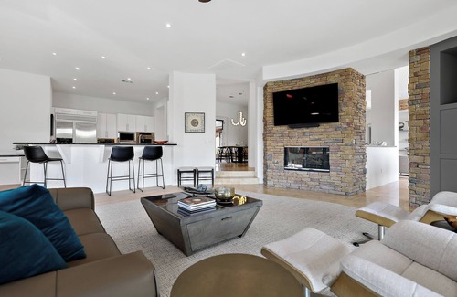 La Quinta House | Luxury Designer 4513 sqft 4-bedroom estate with Casitas in beautiful La Quinta