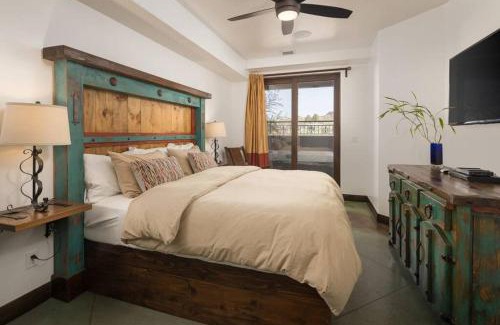 Moab Apartment | Luxury Downtown Rental (Hot Tub/Pet Friendly) - La Dolce Vita Villas #11