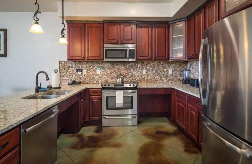 Moab Apartment | Luxury Downtown Rental (Pet Friendly) - La Dolce Vita Villas #7