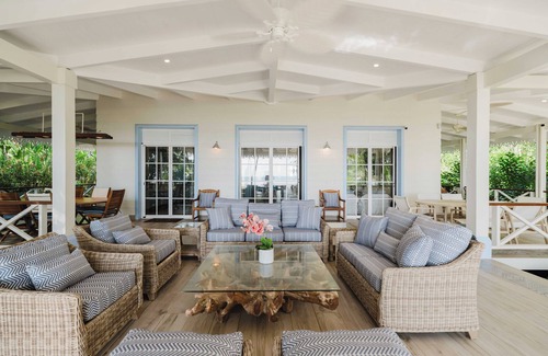 Esterillos Este Villa | Luxury Dream Villa Right on the Beach!