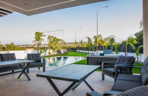 Pernera Villa | Luxury Elegant Home
