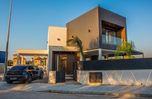 Pernera Villa | Luxury Elegant Home