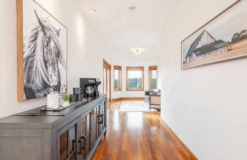 Owego House | Luxury Estate, Breathtaking View, Storybook Town, Pool, Hottub, FirePit, Game Rm