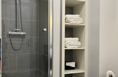 Le Mesnil-Garnier Other | Luxury Family Farmhouse, Pool and Games Room. Perfect for DDay, Mont st Michel