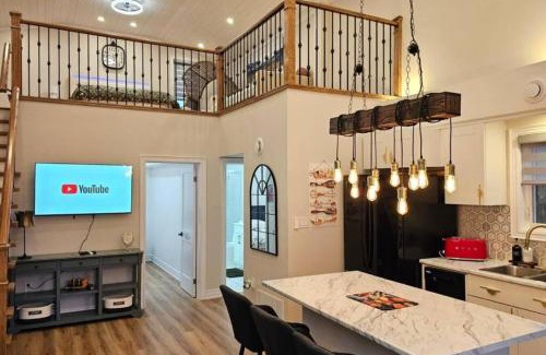 West Hill House | Luxury Family House 3 beds, 1 bath, 5 guest