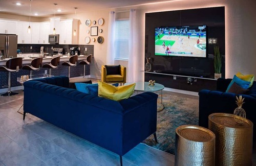 Kissimmee House | Luxury & fun 9BR near Disney Villa