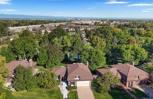 Hampden South House | Luxury Furnished 4BR Home w/Pool & Tennis Access near Denver Tech Center