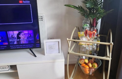 Highbury West Apartment | Luxury Gem By Emirates Stadium - Ultimate Fan Experience