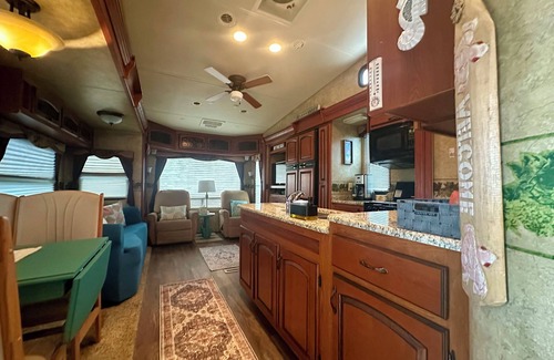 Englewood House | Luxury Glamping near the gorgeous Gulf coast Beach!