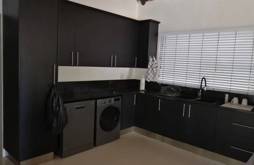 Marloth Park House | Luxury Guesthouse Co @ ButterflyHouse