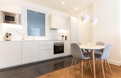 Abando Apartment | LUXURY GUGGENHEIM MUSEUM